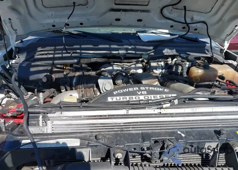 2008 Ford F-250 Fx4/Harley-Davidson/King Ranch/Lariat/Xl/Xlt z USA, uszkodzony, nr VIN 1FTSW21R18ED40739